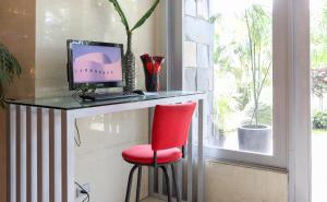 Paseo Premiere Hotel