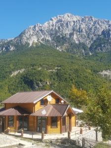 Viesu māja Thethi Paradise Teti Albānija