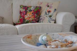 EMELIAS HOUSE SEA SIDE