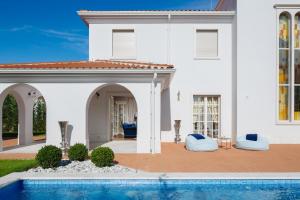 Villa Cesara by HMZ Villas