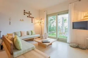 Sea and Sun Luxury Pools' Villas - 霍里顿