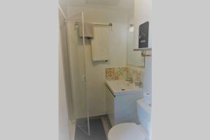 Appartements studio, metro anatole france, proche gare, CHU : Appartement 1 Chambre