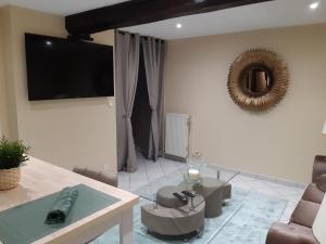 Appartements LE PETIT SAINT NICOLAS, EN PLEIN CENTRE VILLE : photos des chambres