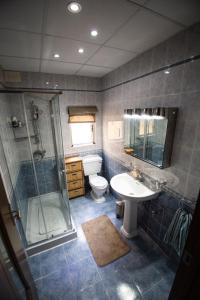 Apartment 5 mins away from the beach.