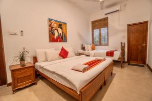 Deluxe Triple Room room in Sayura House
