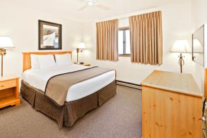 Black Hills Luxury Suites