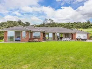 Matakana Views - Matakana Holiday Home - 马塔卡纳