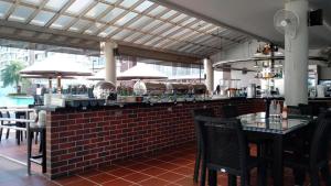 GB710 Grand Blue Beach Condo maephimholiday