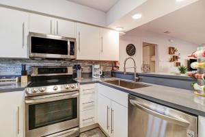 Saddlebrook Amazing View & Spacious 2 bed2bath