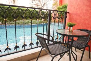 Seven Seas Pattaya Poolside Room ห้องติดสระ