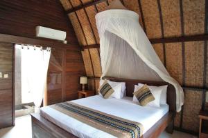 Unzipp Lumbung Gili Trawangan