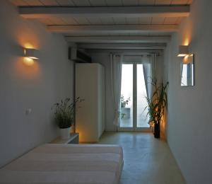 Three-Bedroom Apartment- Split Level