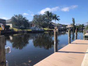 Villa Cozy Cottage - Waterfront