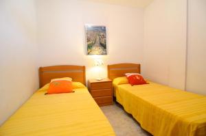 Two-Bedroom Apartment room in ROCAMAURA II 5-8