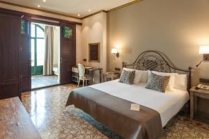 Junior Suite with Ocean View room in Hotel Diana