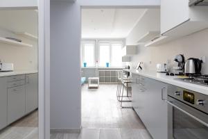 Wilcza Central Warsaw Studio