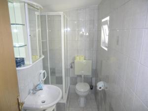 Ferien Haus Evita auf Insel Vir,Wohnung II