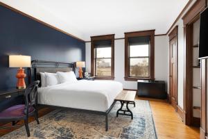 Superior King Room room in Celeste of St Paul