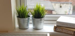 Beautiful 4 bedroom Victorian Apartment Sleeps 7 STOCKPORT