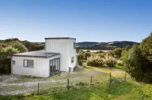 Surfinn Eco Cottage - Papatowai Cottage - New Haven