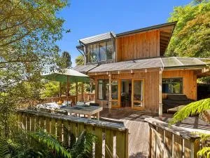 Moetu Lodge - Pukawa Bay Holiday Home - 图朗伊