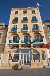 Hotels Ambassadeurs Logis Hotel : photos des chambres