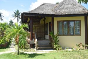 Jonas and Twins Resort