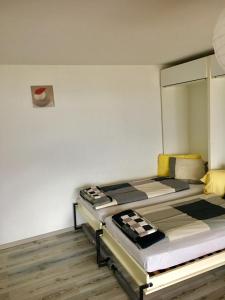 Central Studio with Lake View | 102