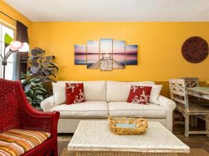 Apartment room in Grand Beach by Meyer Vacation Rentals