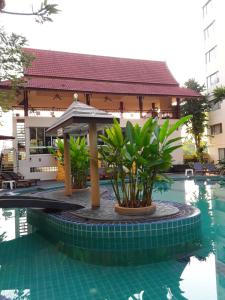 Hinnam Saisuay by One