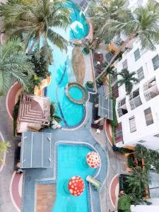 Hinnam Saisuay by One - HHQ