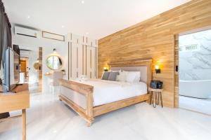 Stylish 2-Villa Combination by Hi At Home