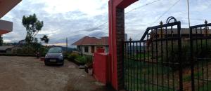 Clouds N Mist Cottage