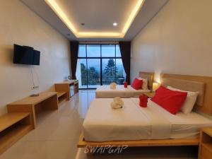 Takhun Mountain View