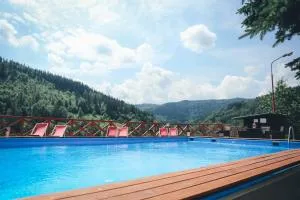 奥斯罗德克韦皮斯恩科维博德贝姆度假村 - Szychów