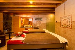 Muthu Silver Springs Hotel