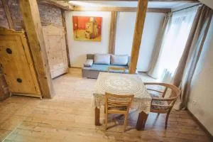 Pod Złotym Kasztanem - 杜什尼基-兹德鲁伊