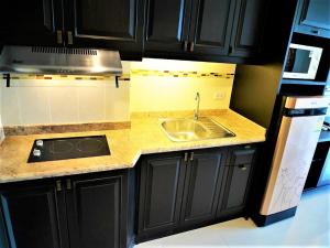 Angket Condominium corner apartment with large balcony