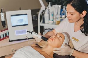 Hotel Irys by Derenivska Kupil