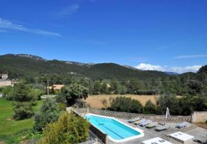 Villa LAS ENCINAS-en el pueblo de Esporles- Mallorca