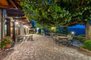Hotel Makkas Euritania Greece