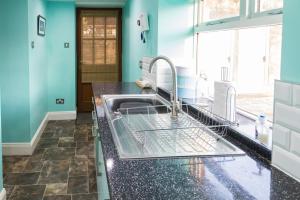 Host & Stay - Poppy Cottage