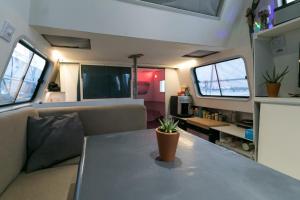 Bateaux-hotels Bateau penichette atypique : Mobile Home