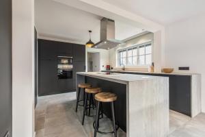 Big modern and bright villa near coast