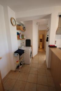 Belle villa climatisée, wifi, 3 chambres grande terrasse vue réserve naturelle dans résidence sécurisée avec piscine commune 800m de la mer Un vrai Havre de Paix LRCS107