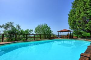 Villa Uccellaia by PosarelliVillas