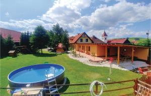 4 star apartamento Nice apartment in Liptovsky Mikulas w/ WiFi, Outdoor swimming pool and 1 Bedrooms Liptovsk&yacute; Mikul&aacute;&scaron; Eslovaquia