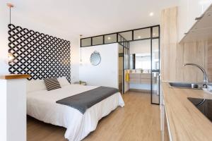 New Studio and Swimming Pool