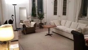 Wohnung im historischen Altbau von 1899 - 尼斯河畔赫拉德克