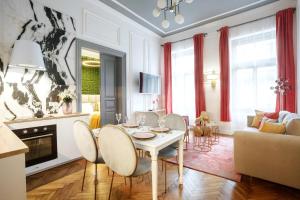 Palace Apartment by Main Station - Premier